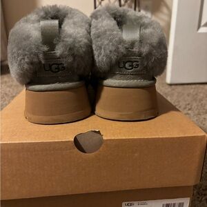 UGG Women's Tazzelle Slippers